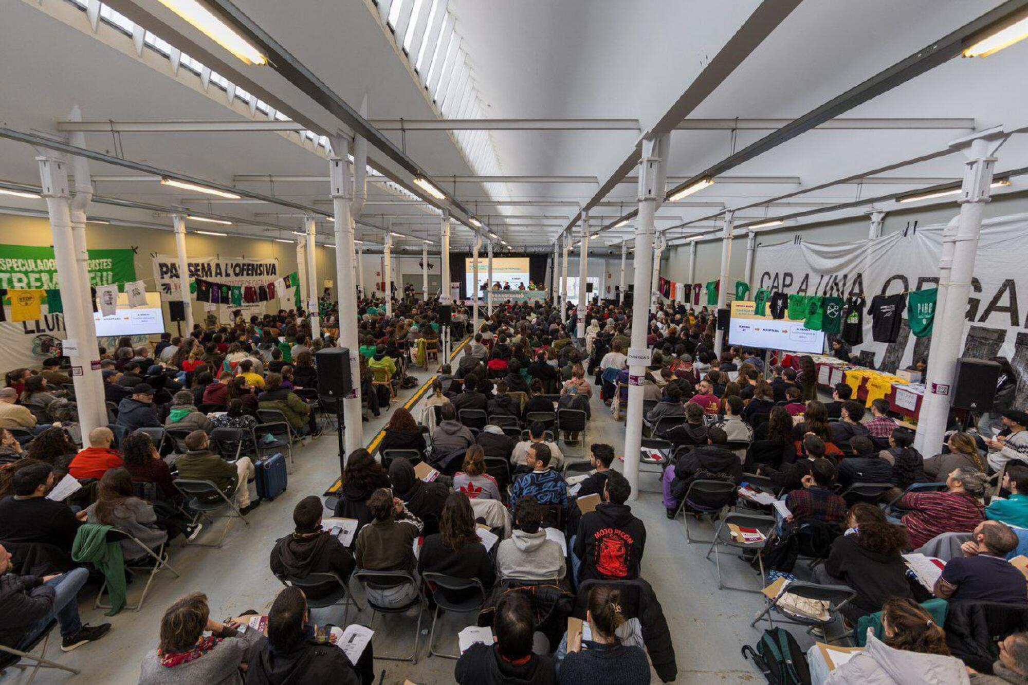 Cientos de personas se reunieron el 8 y 9 de febrero de 2025 en Granollers en el II Congreso de Vivienda de Catalunya.